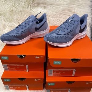Sz 11 Womens nike zoom winflo 6 wide